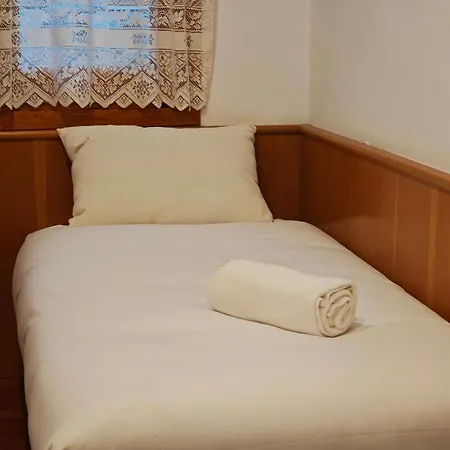 Ca L'isard Apartment